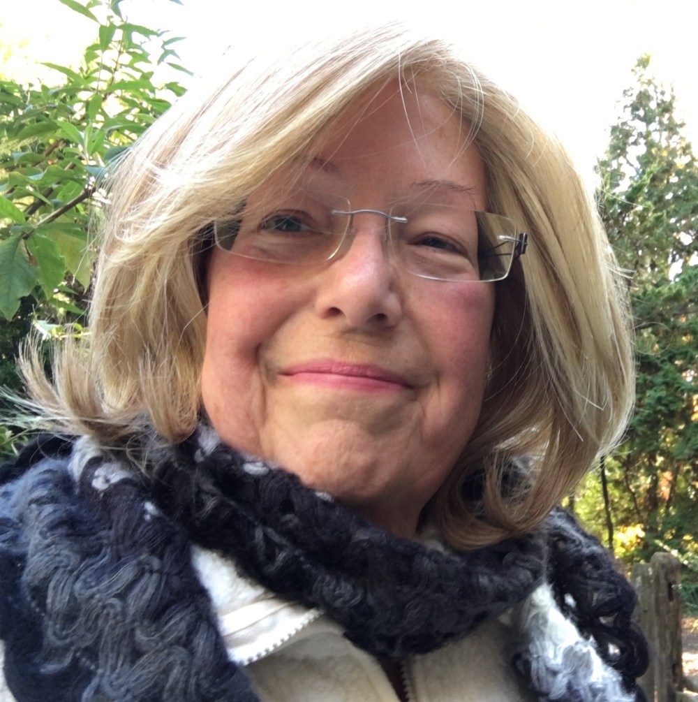 Sue's portrait 10-16 1M.jpg